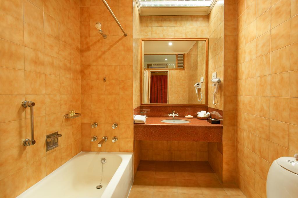 Clarkes Hotel, A Grand Heritage Hotel Since 1898 Shimla Extérieur photo
