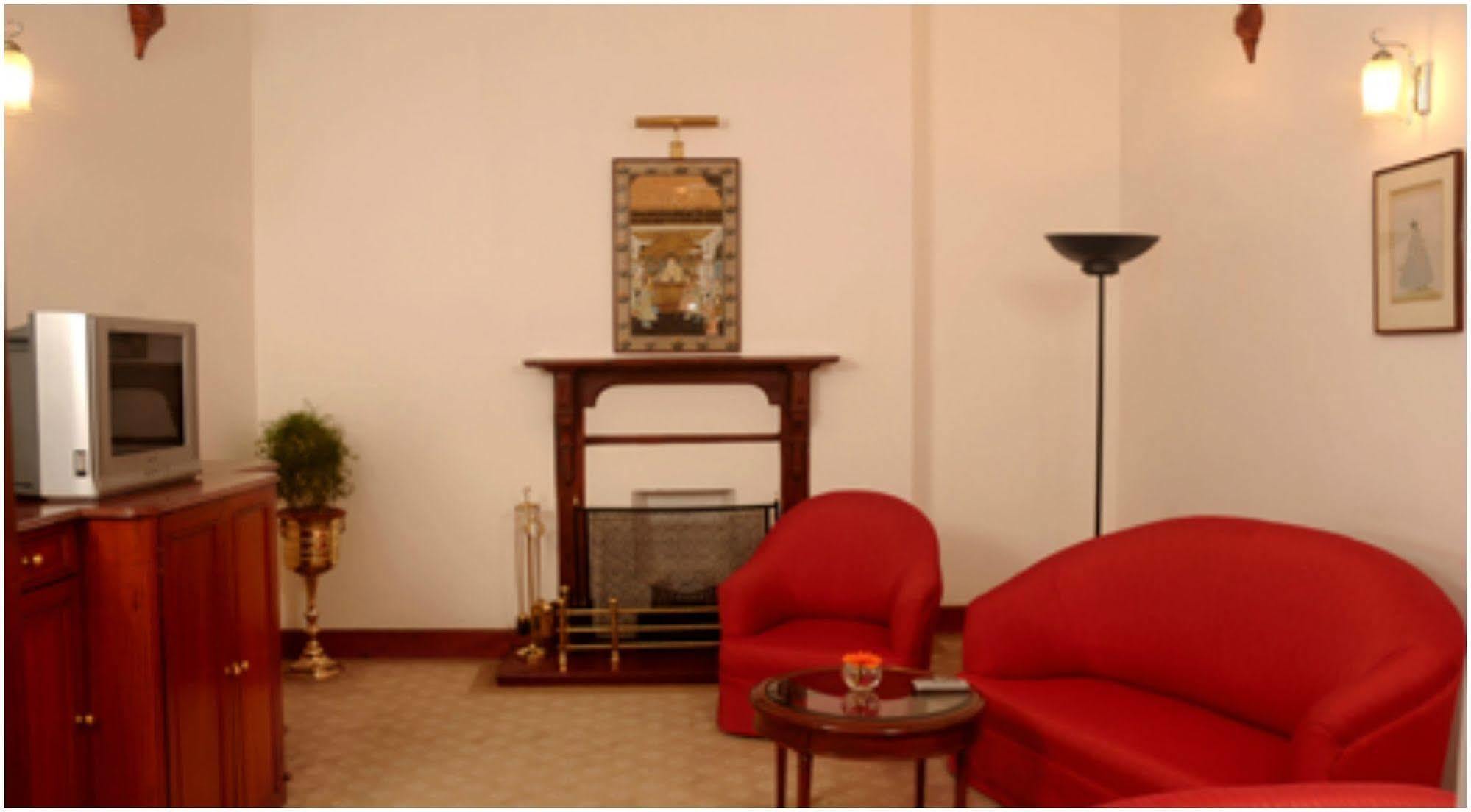 Clarkes Hotel, A Grand Heritage Hotel Since 1898 Shimla Extérieur photo
