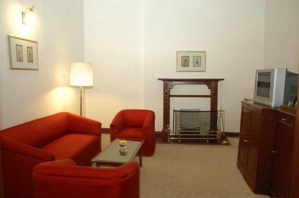 Clarkes Hotel, A Grand Heritage Hotel Since 1898 Shimla Extérieur photo